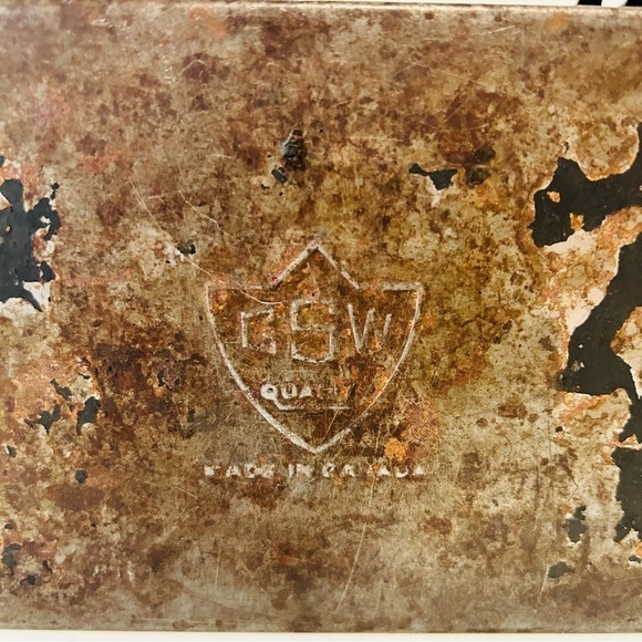 Vintage Industrial rusted lunch box, Miners Lunch Box, Industrial decor - Picture 6 of 12